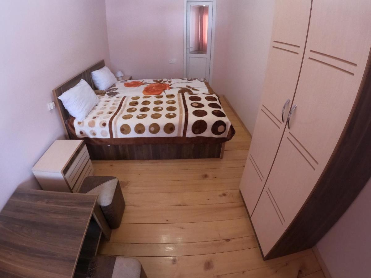 Girgola Bed & Breakfast Mestia Exterior photo